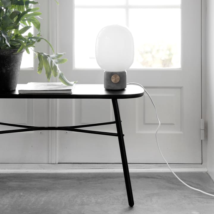 JWDA bordlampe, beton-messing Audo Copenhagen
