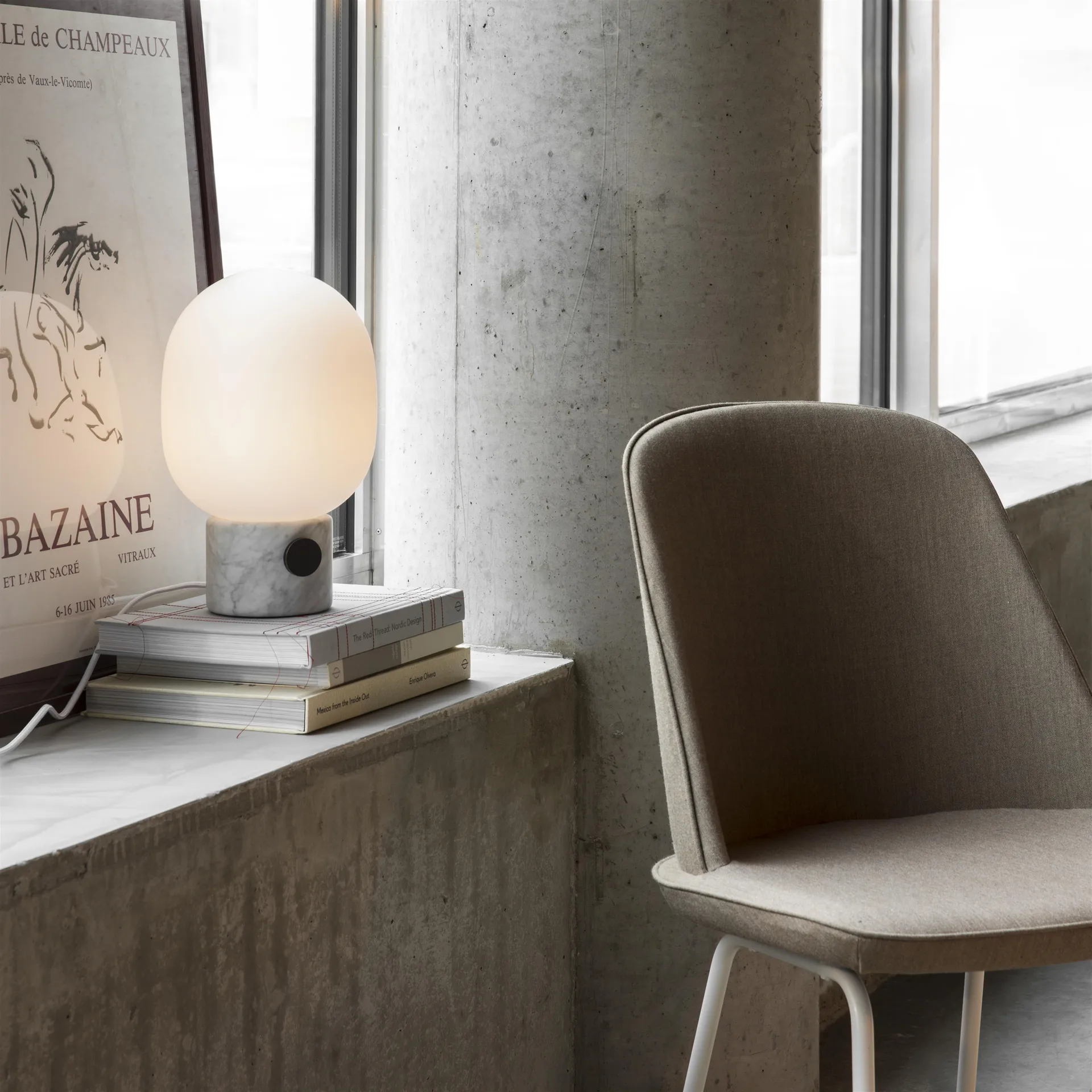 JWDA bordlampe, marmor Audo Copenhagen