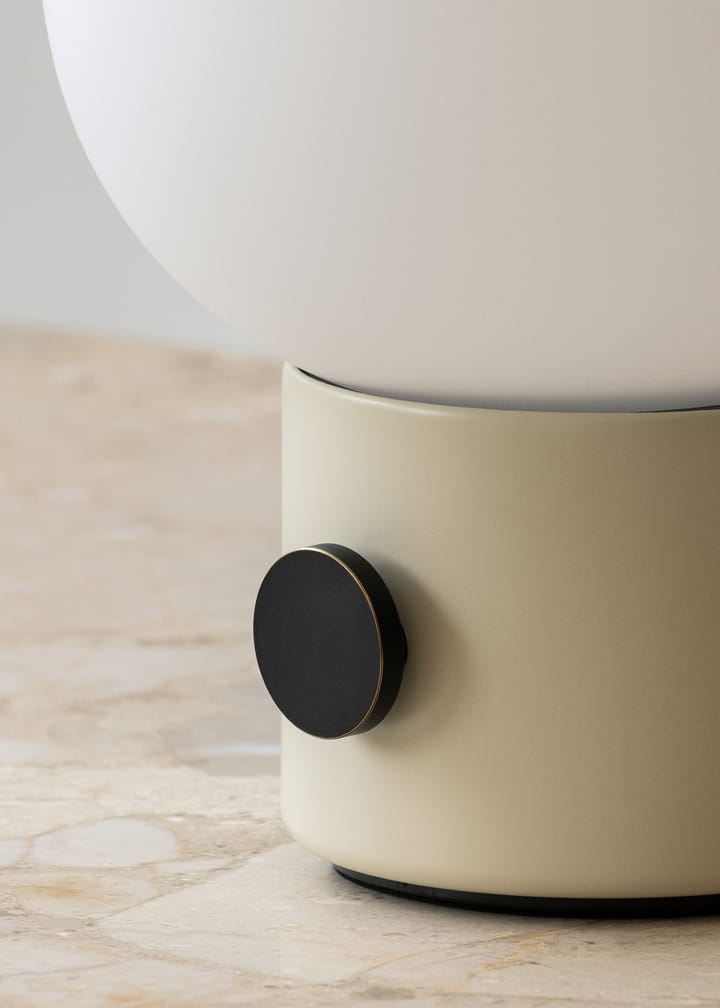 JWDA bærbar bordlampe, Alabaster white Audo Copenhagen