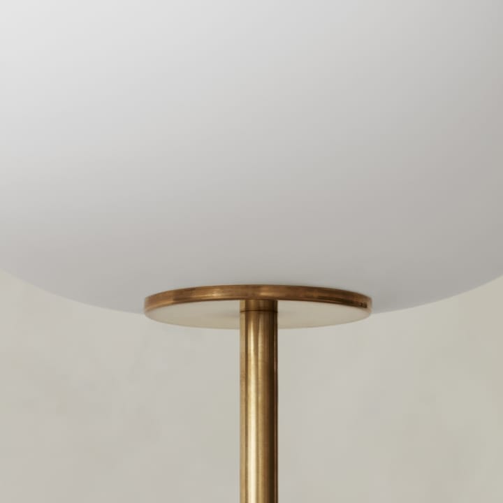 JWDA gulvlampe, Travertin-messing Audo Copenhagen