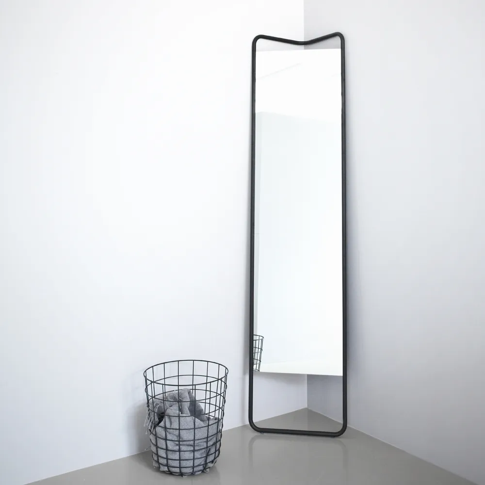 Kaschkasch gulvspejl, hvid Audo Copenhagen