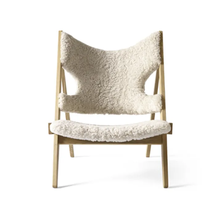 Knitting loungestol - Fåreskind Nature, stel natural eg - Audo Copenhagen