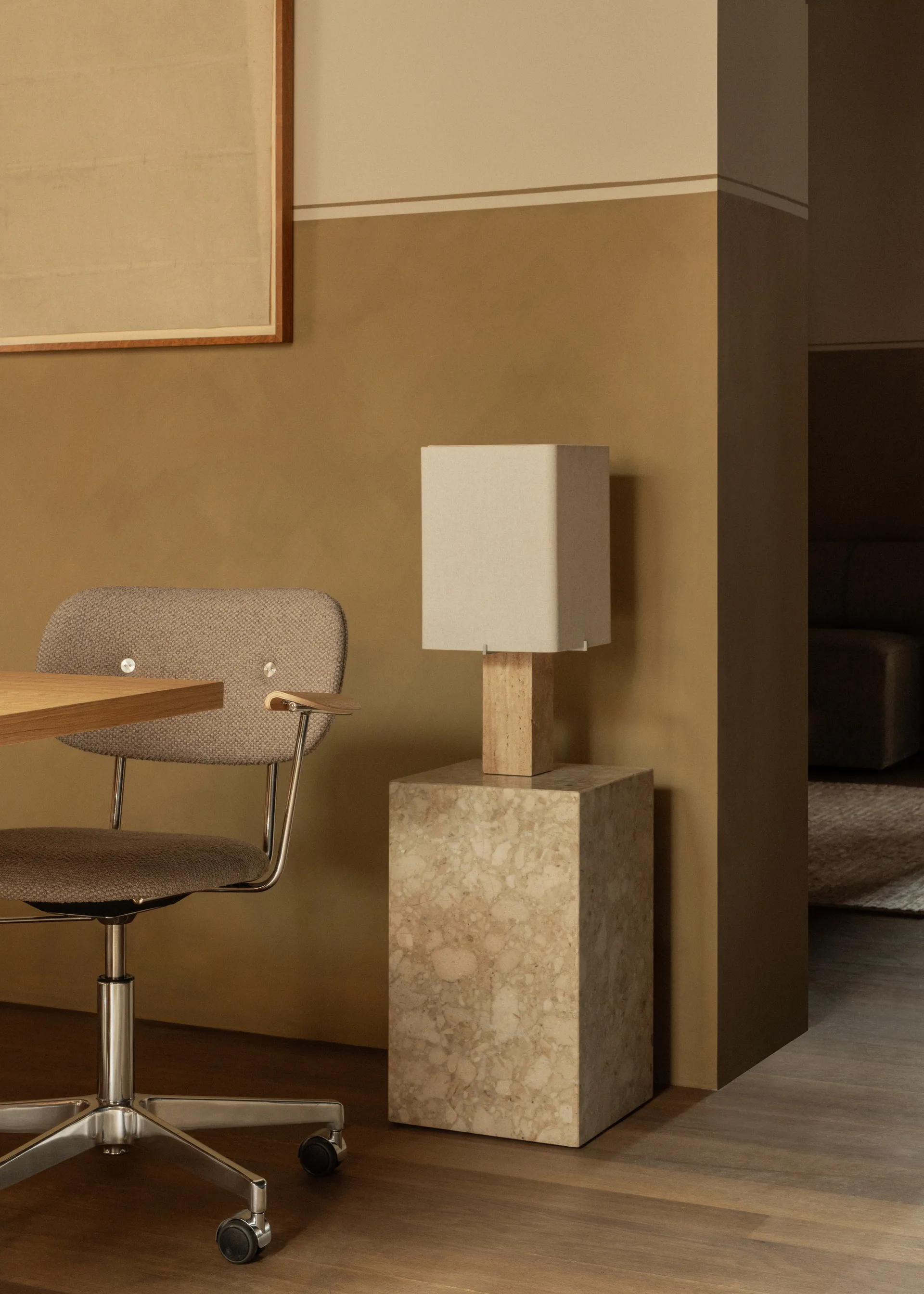 Nonna bordlampe 49 cm, Travertine-sand Audo Copenhagen