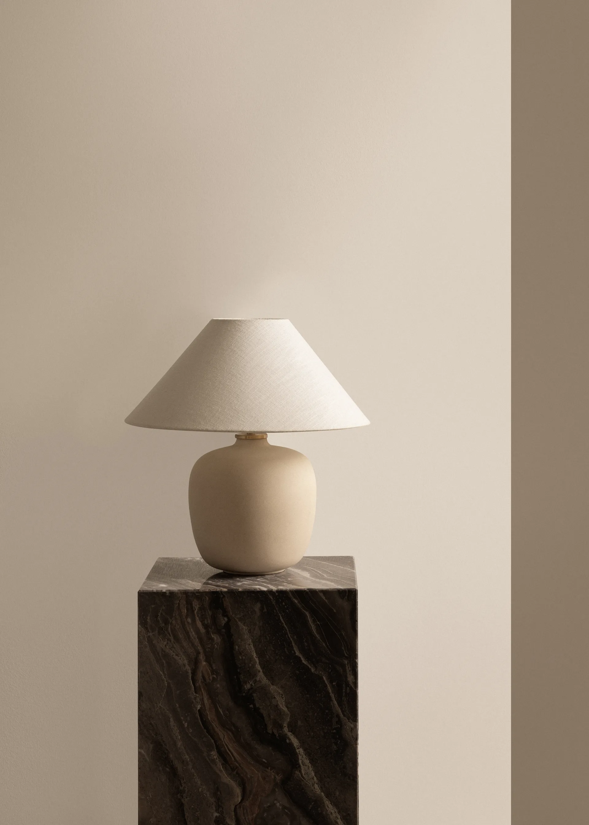 Plinth sofabord, Grey galaxy, cube Audo Copenhagen