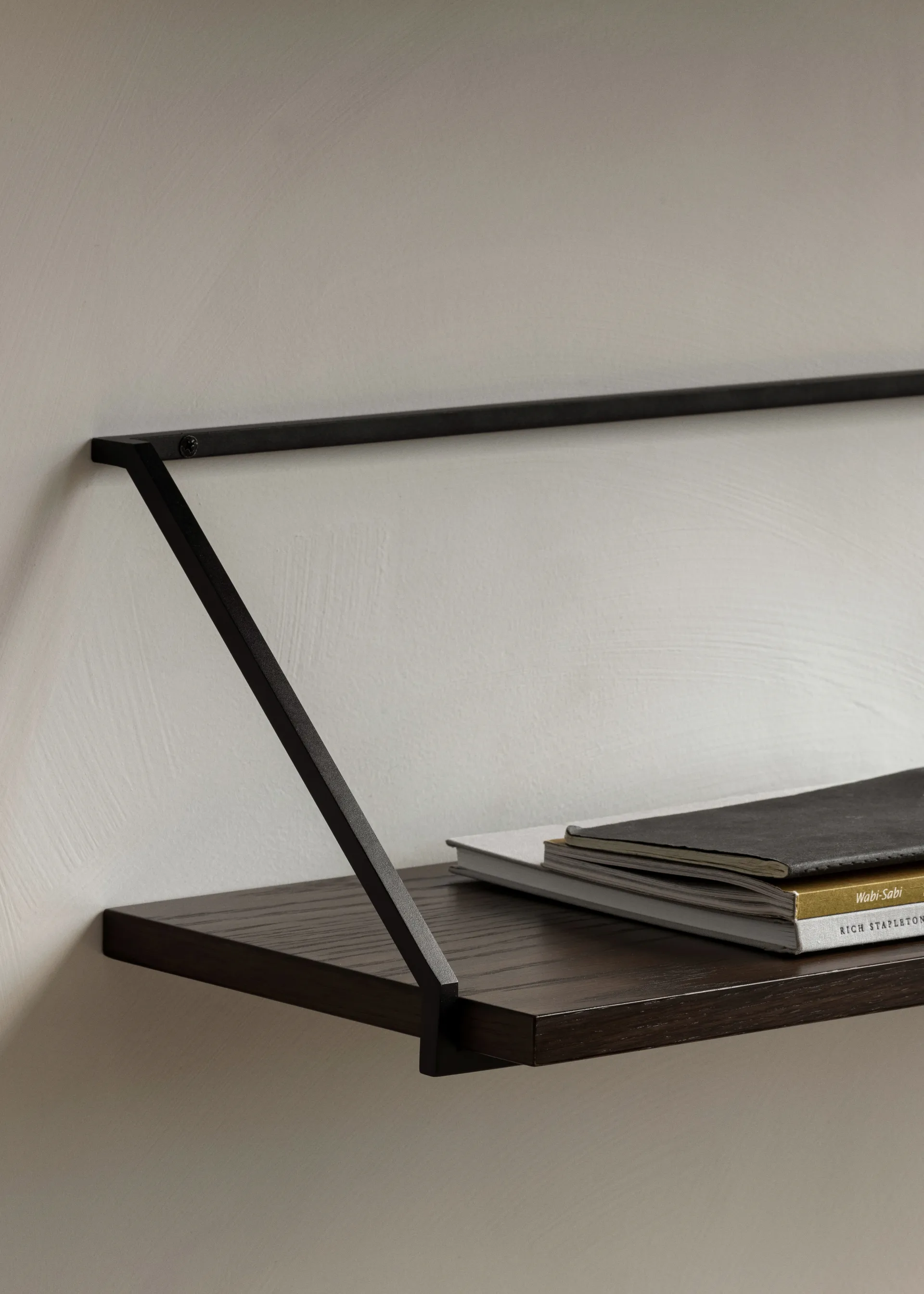 Rail hylde, Mørkbejdset eg Audo Copenhagen