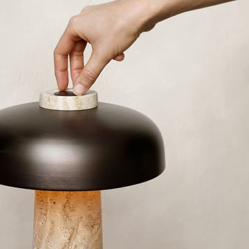 Reverse bordlampe 30 cm - Travertin/Bronze/Messing - Audo Copenhagen