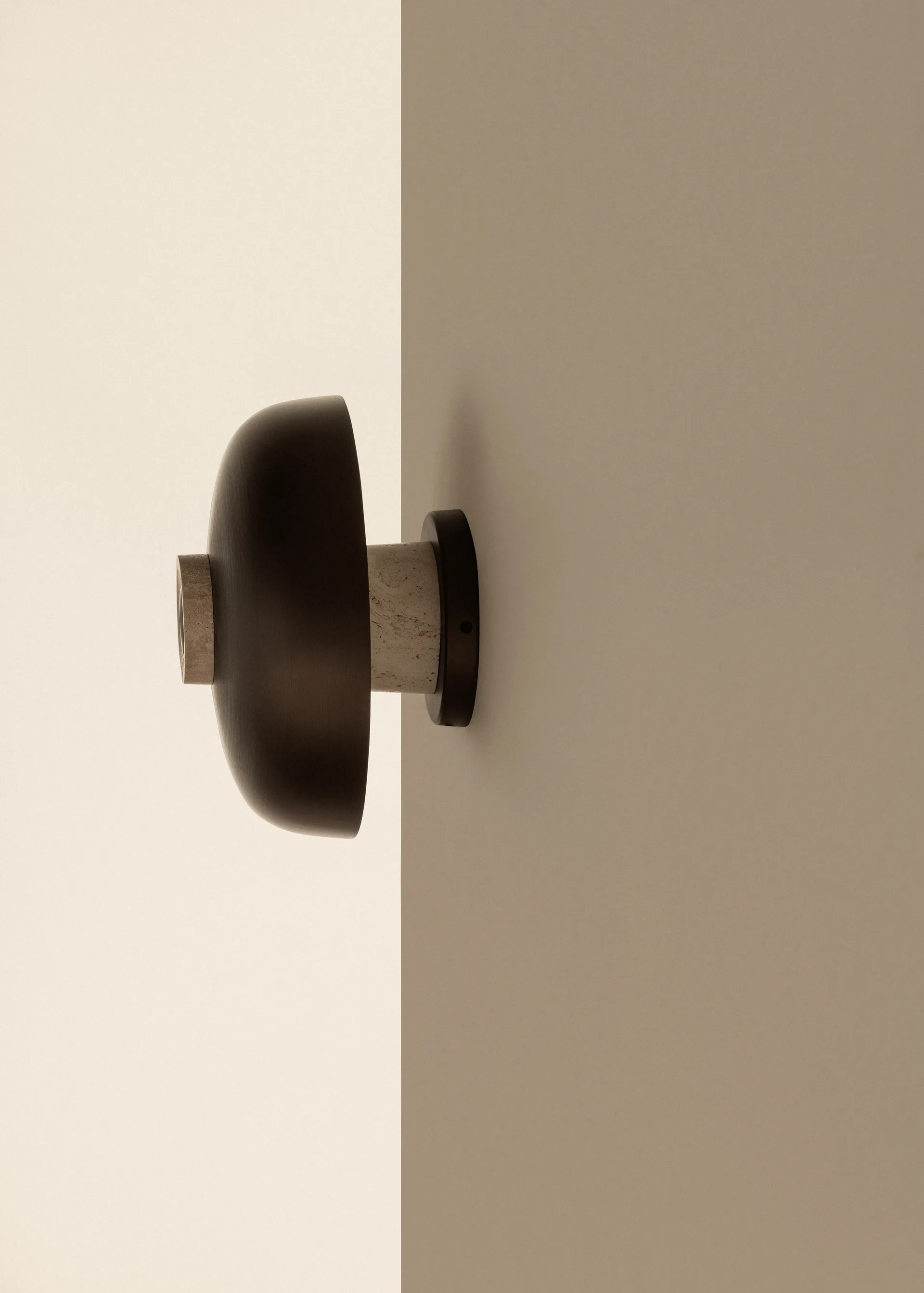 Reverse væglampe fast installation, Bronzed aluminium Audo Copenhagen