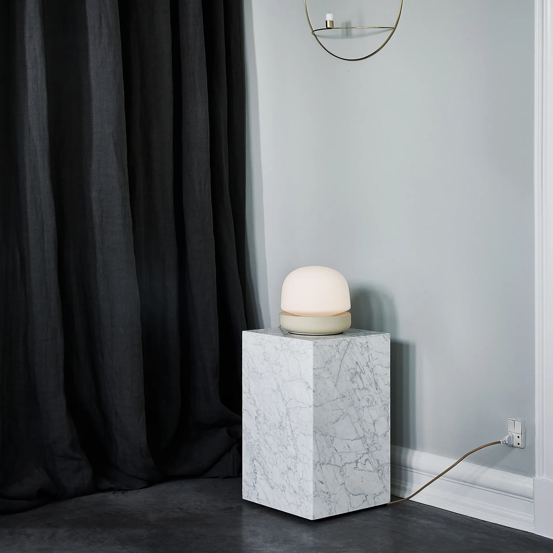 Stone bordlampe, sand Audo Copenhagen