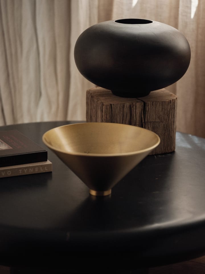 Surround vase 17,5 cm, Mangotræ Audo Copenhagen