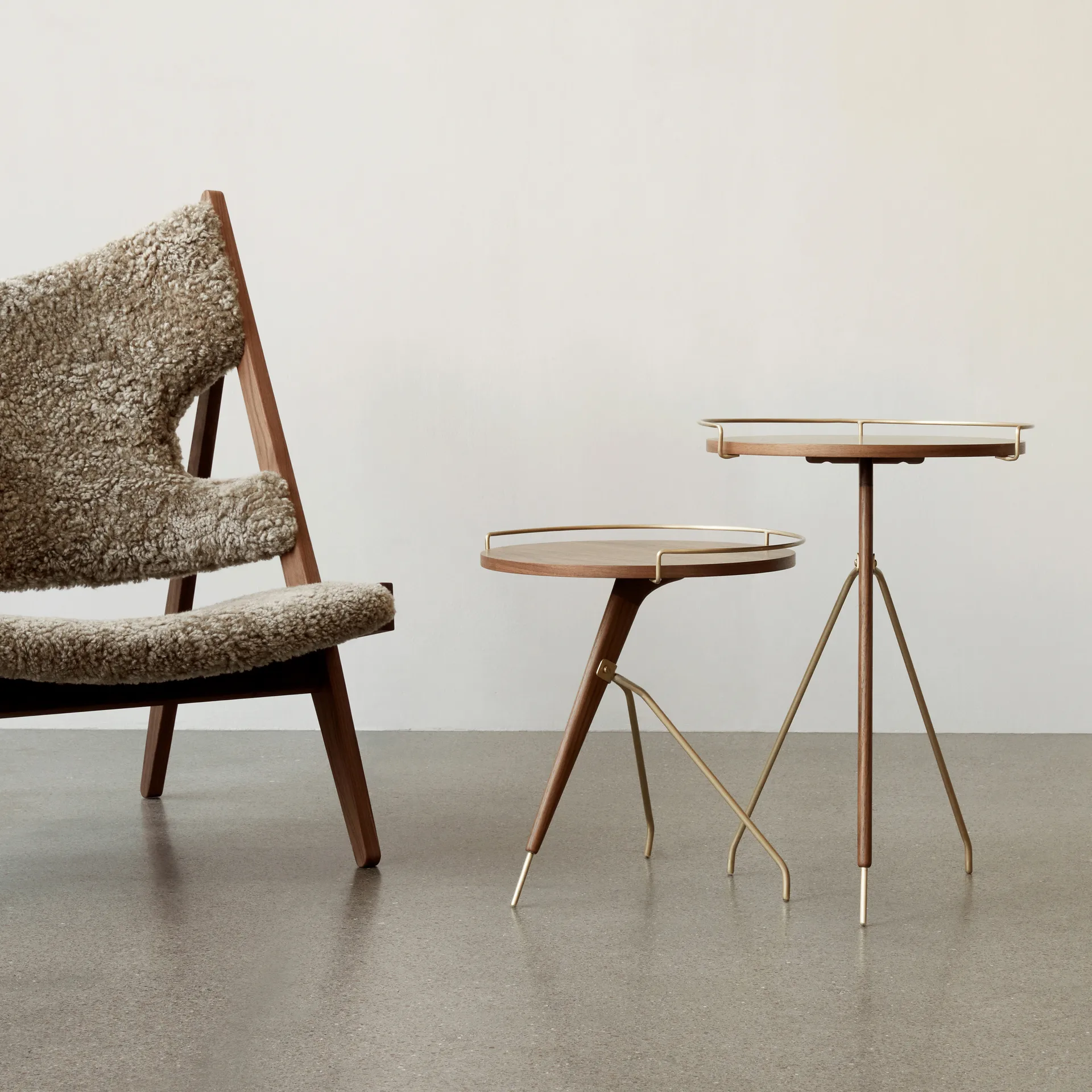 Umanoff sidebord valnød/poleret messing, 45 cm Audo Copenhagen