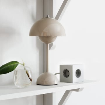 Square 1 stikkkontakt - gotland grey - Avolt