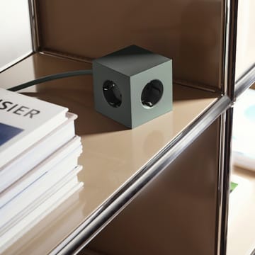 Square 1 stikkkontakt - oak green - Avolt