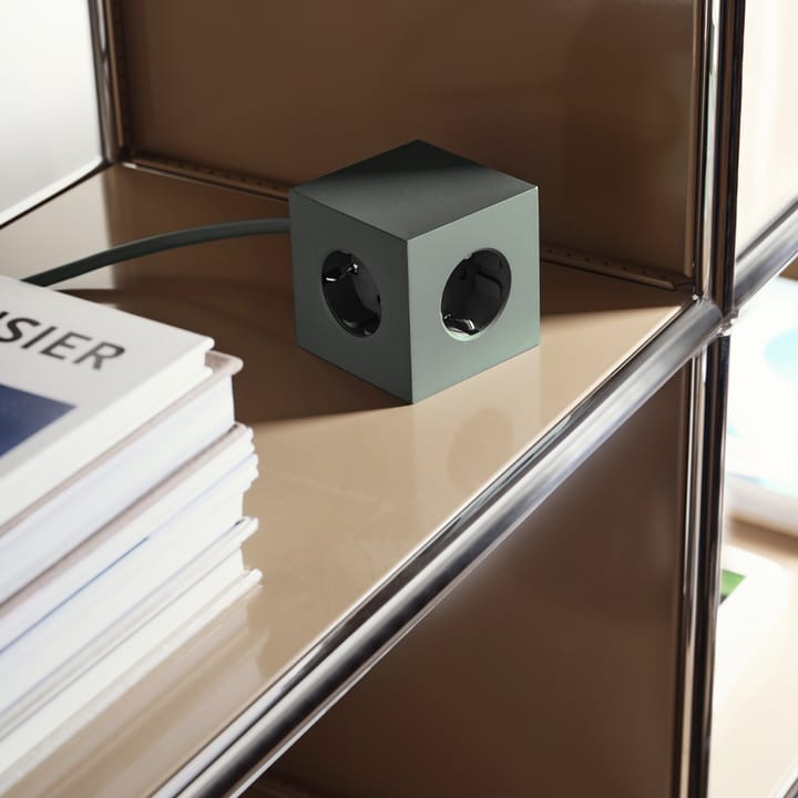 Square 1 stikkkontakt, oak green Avolt