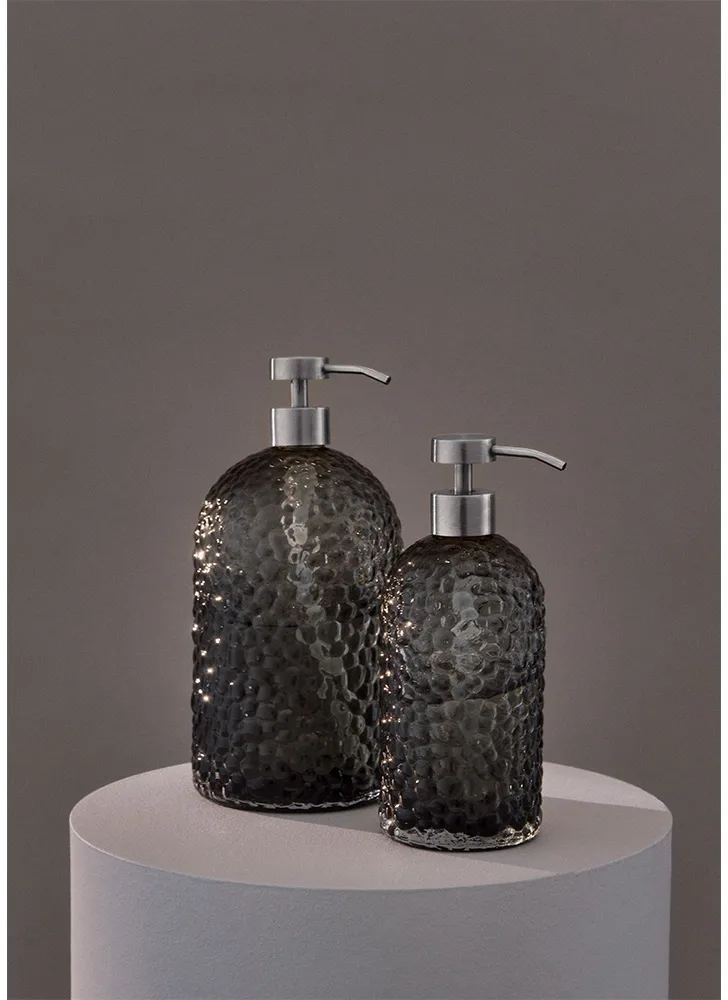 Arura sæbepumpe 20 cm, Sort-sølv AYTM