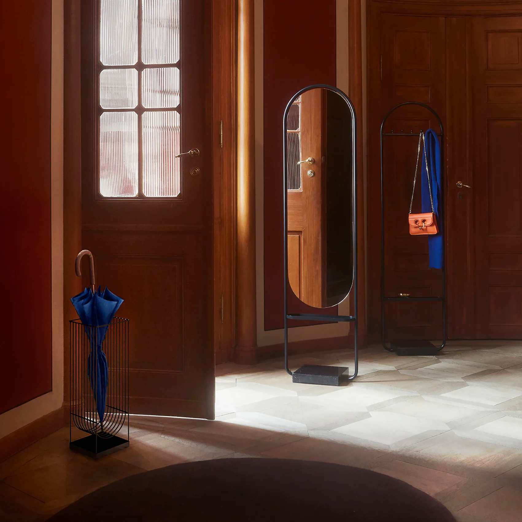 Curva paraplystativ, Sort AYTM