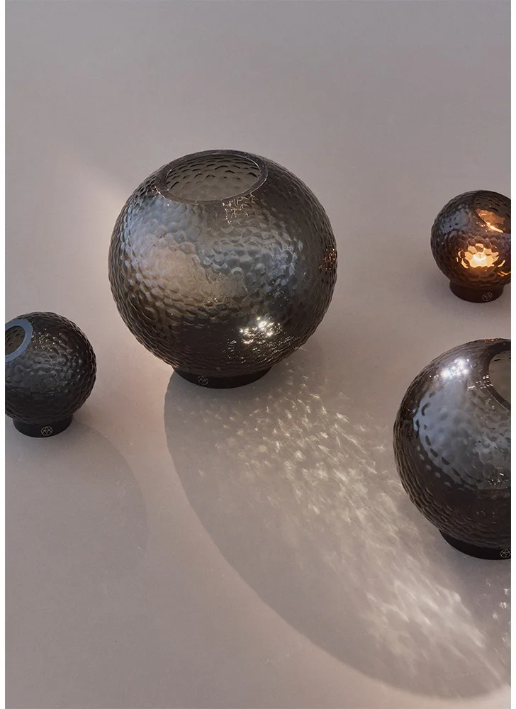 Globe bubbles vase Ø21 cm, Clear AYTM