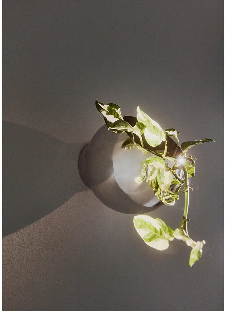 Globe urtepotte væg Ø21 cm, Silver AYTM