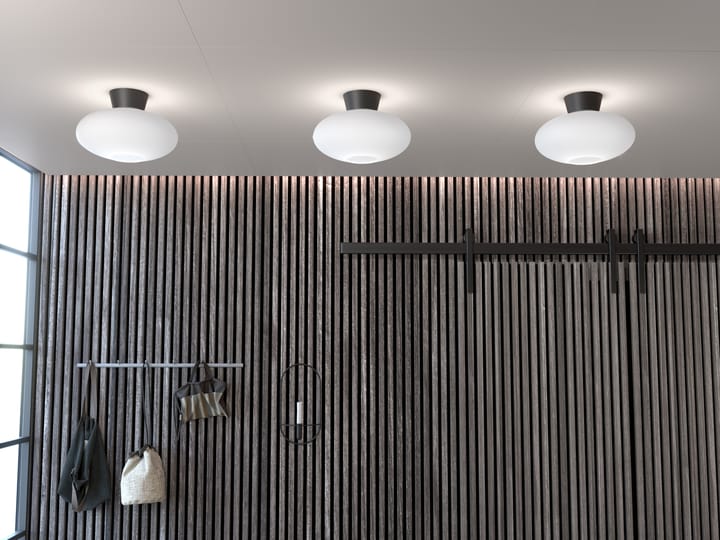 Bullo plafond XL opalt glas Ø38 cm, Mat sort Belid