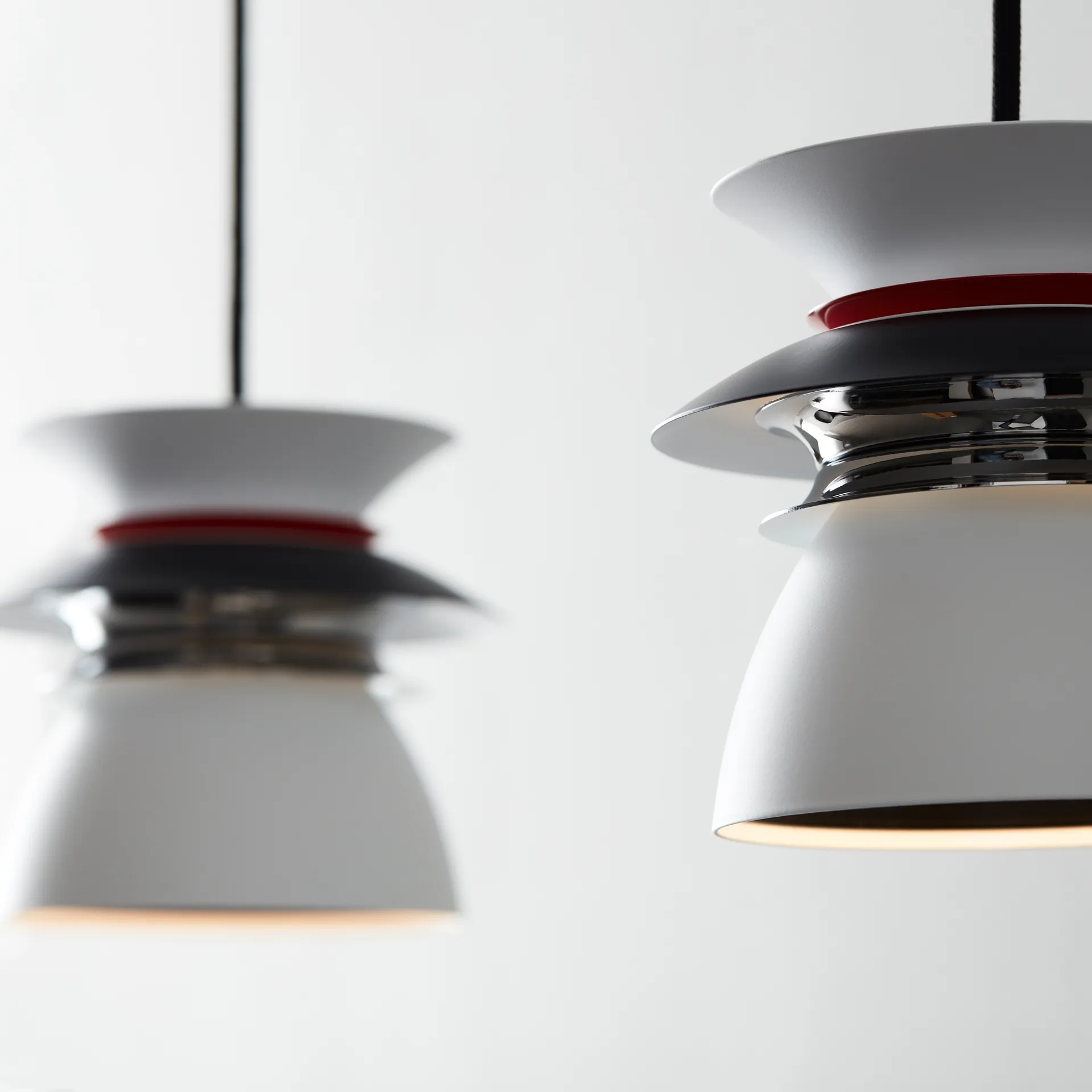Diablo loftslampe Ø16,5 cm, Matsort/Blankrød Belid