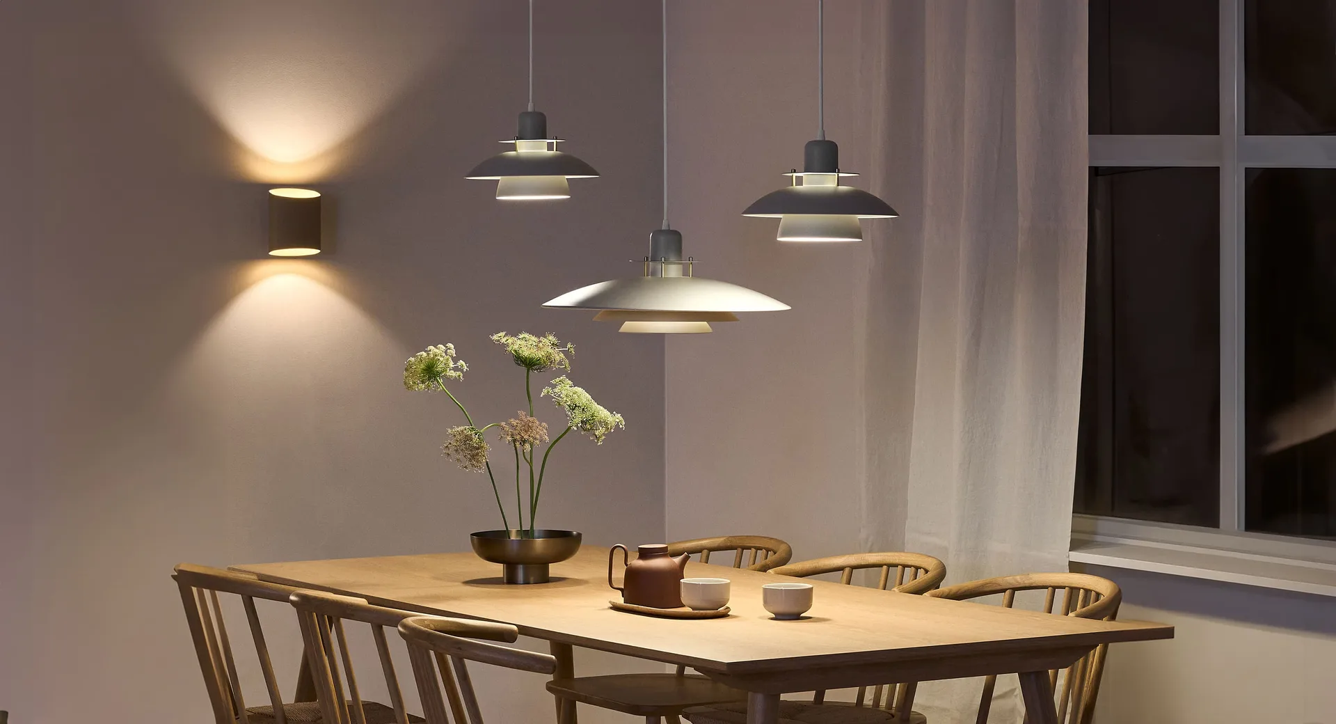 Primus pendel Ø43 cm, Hvid/Krom Belid