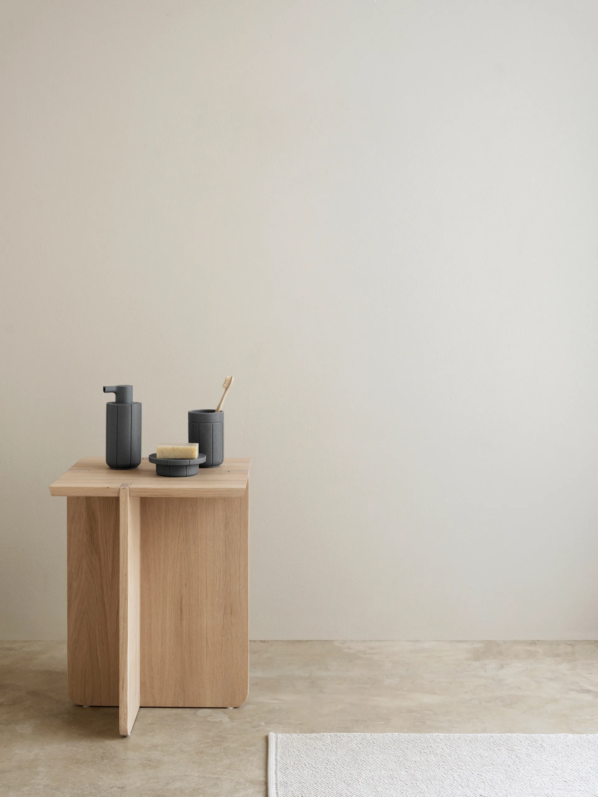 Kua tandkrus, Cedar Wood, Ø7x11 cm blomus