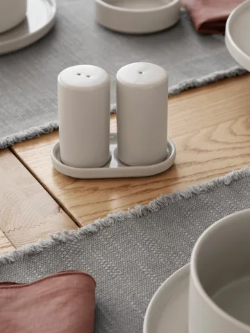 Pilar salt- og pebersæt 2 dele - Moonbeam, Ø4,5x11,5 cm - blomus