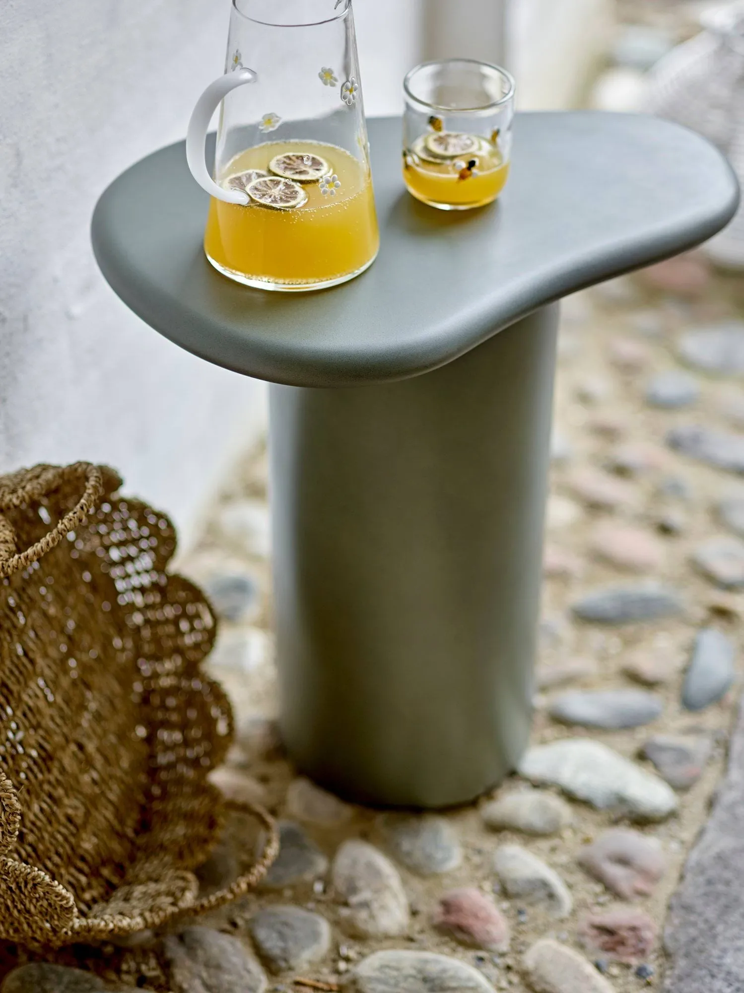 Buzz kande, Klar, 82,5 cl Bloomingville