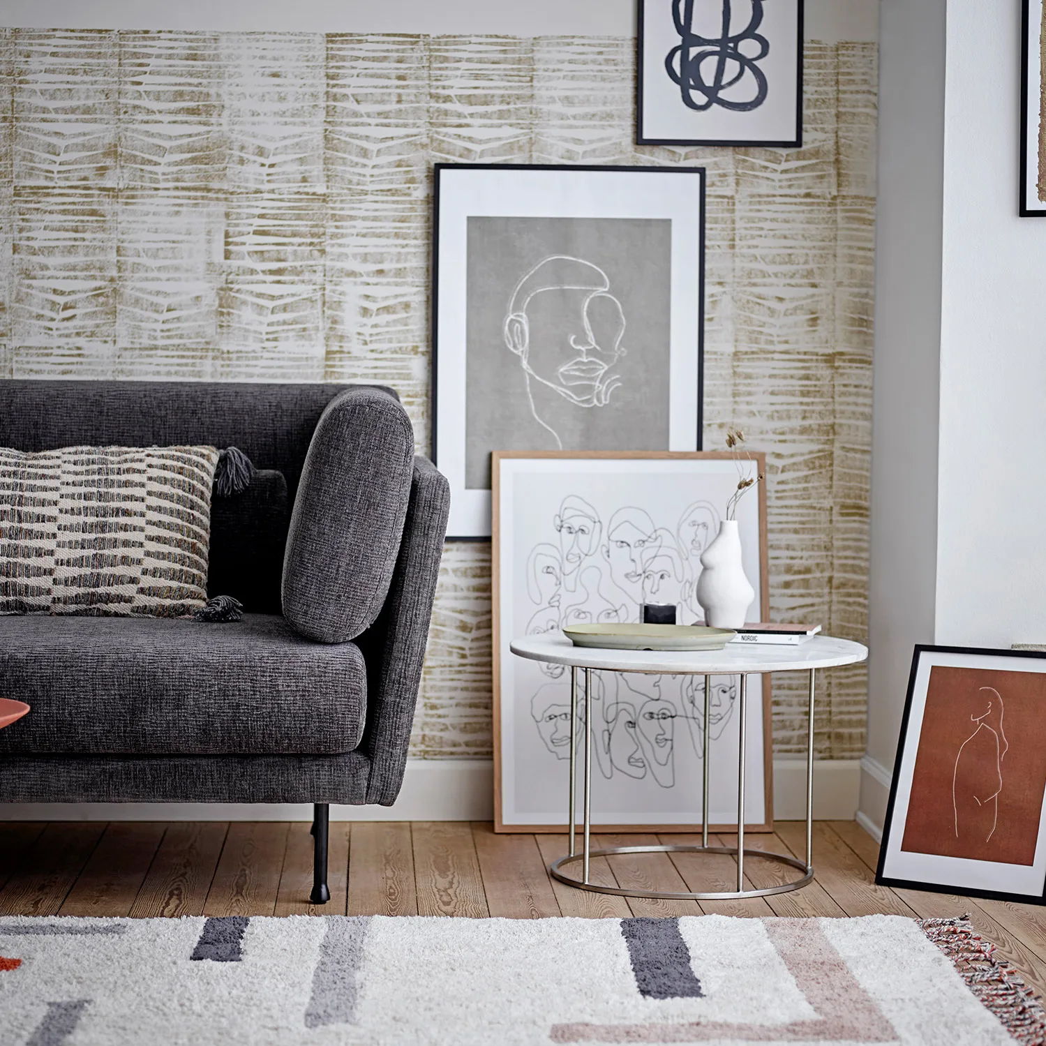 Chichi billede med ansigter egeramme, 52x72 cm Bloomingville