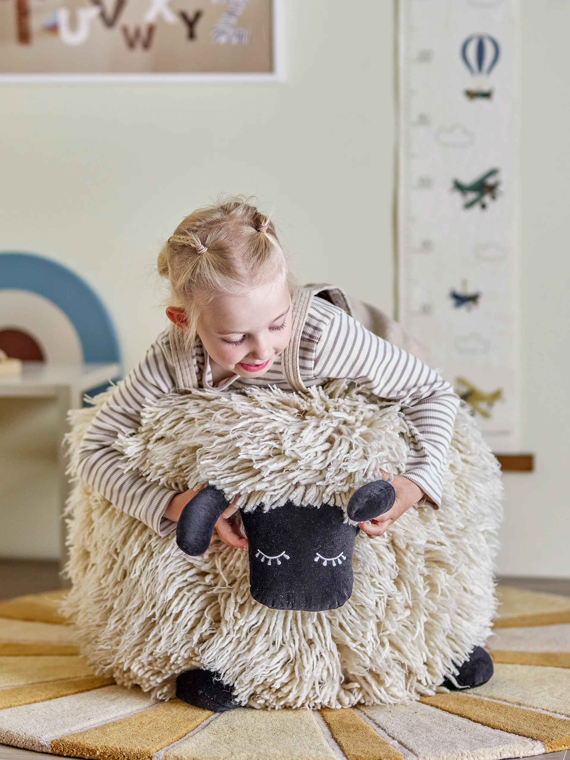 Dolly puff uld 50x45 cm, Hvid Bloomingville