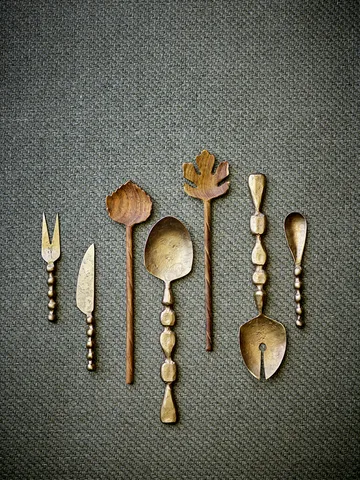 Edi salatbestik 2-dele - Messing - Bloomingville