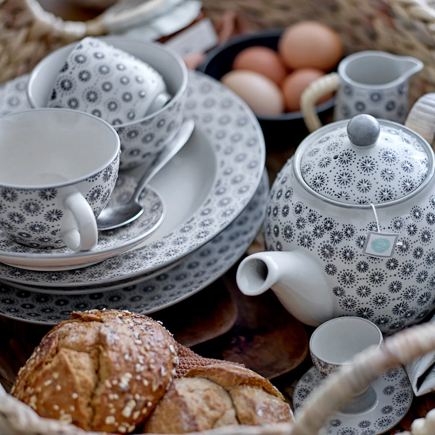 Elsa kop med underkop, Grå Bloomingville