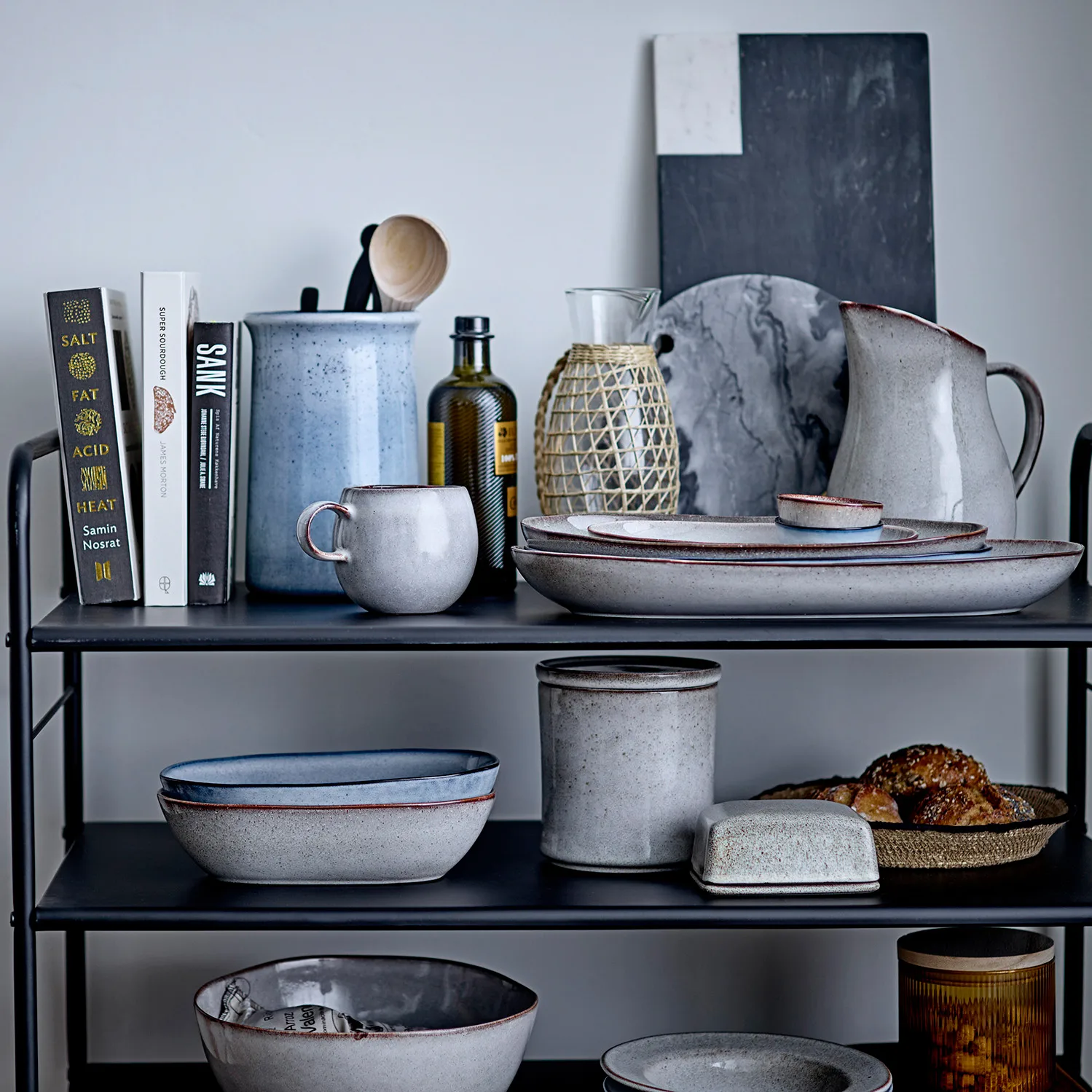 Elvia skærebræt marmor 23x45,5 cm, Sort Bloomingville