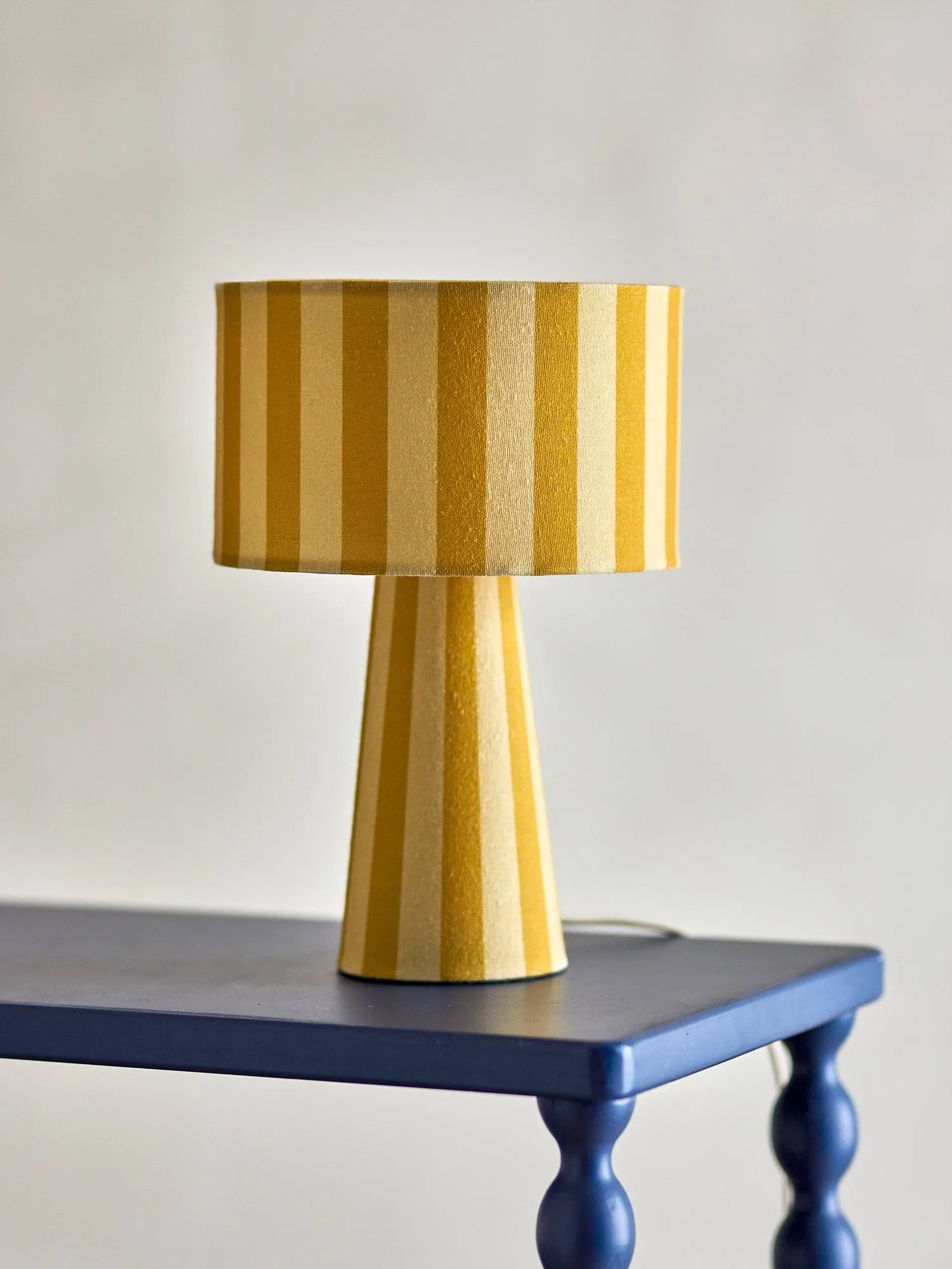 Emmie bordlampe Ø 20 cm, Gul, Ø20 cm Bloomingville