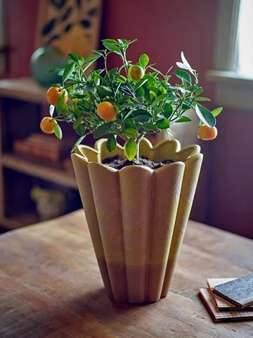 Penn vase 25,5x29 cm - Gul - Bloomingville