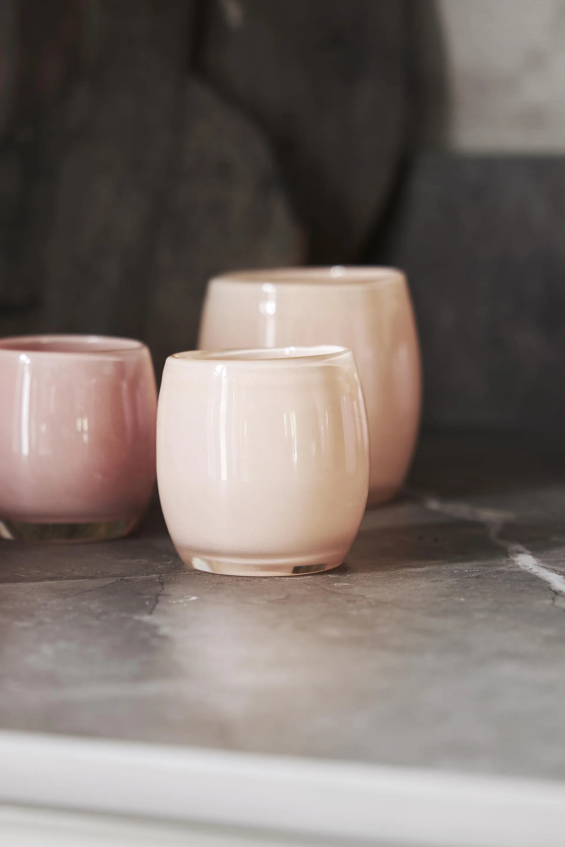 Goya fyrfadsstage Ø10 cm, Lyserød Boel & Jan