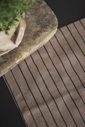 Tofta stripe dækkeserviet 35x45 cm - Brun - Boel & Jan