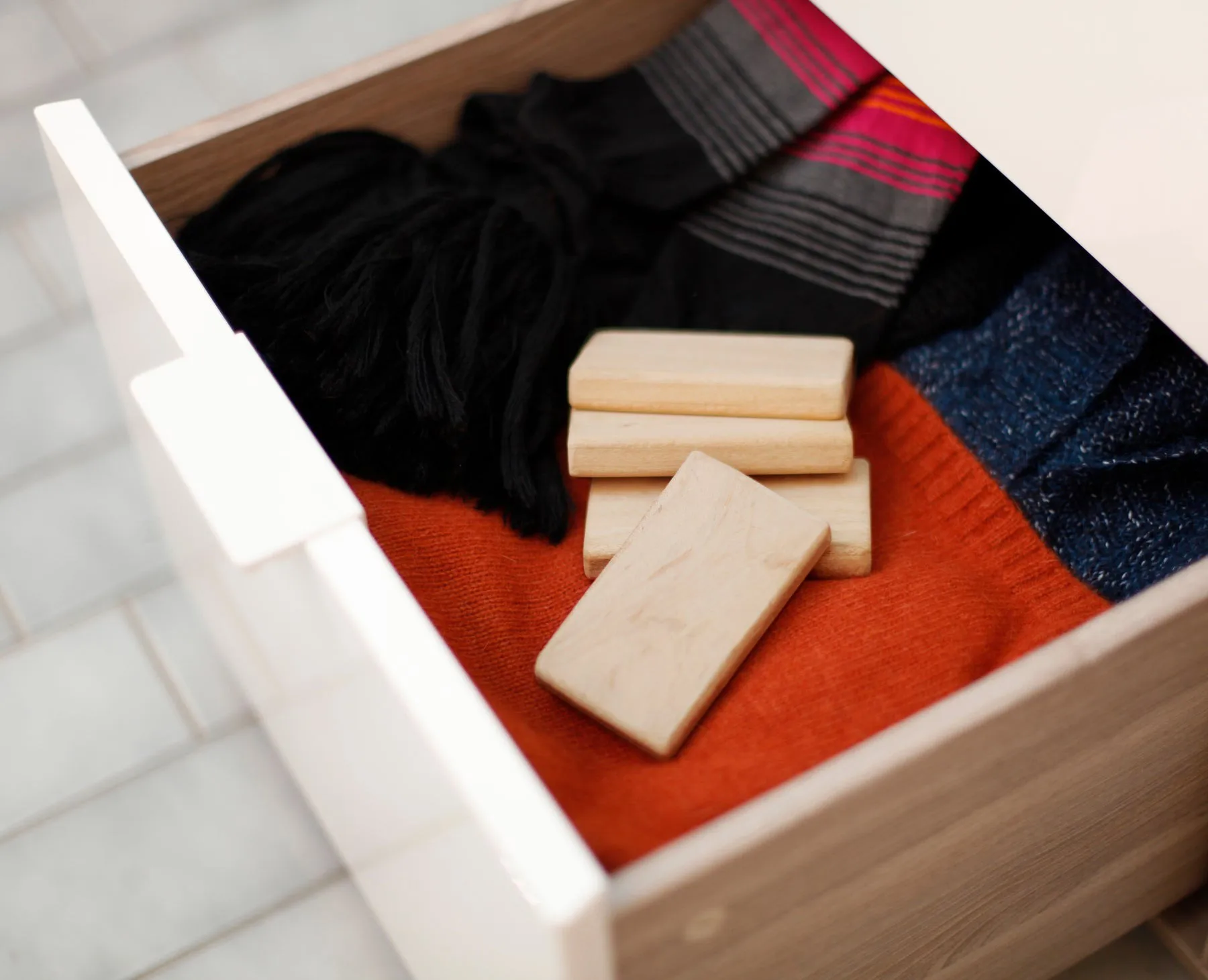 Bosign duftblok i hvidt cedertræ, 4-pak Bosign