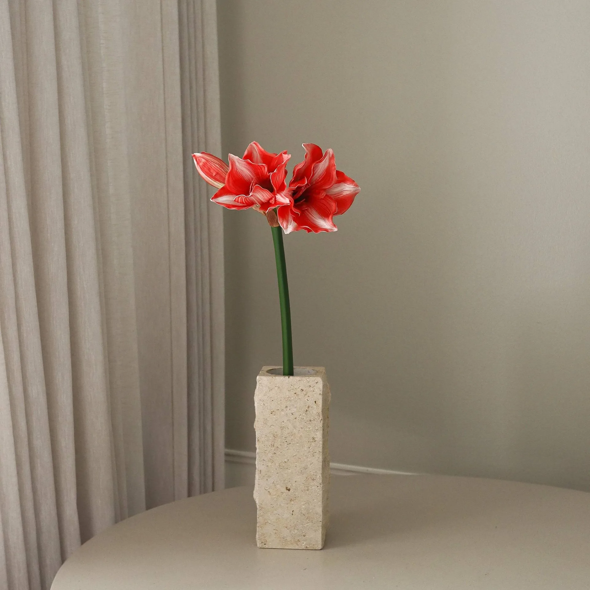 Amaryllis kunstig blomst, Mørkerød, 72 cm Botané