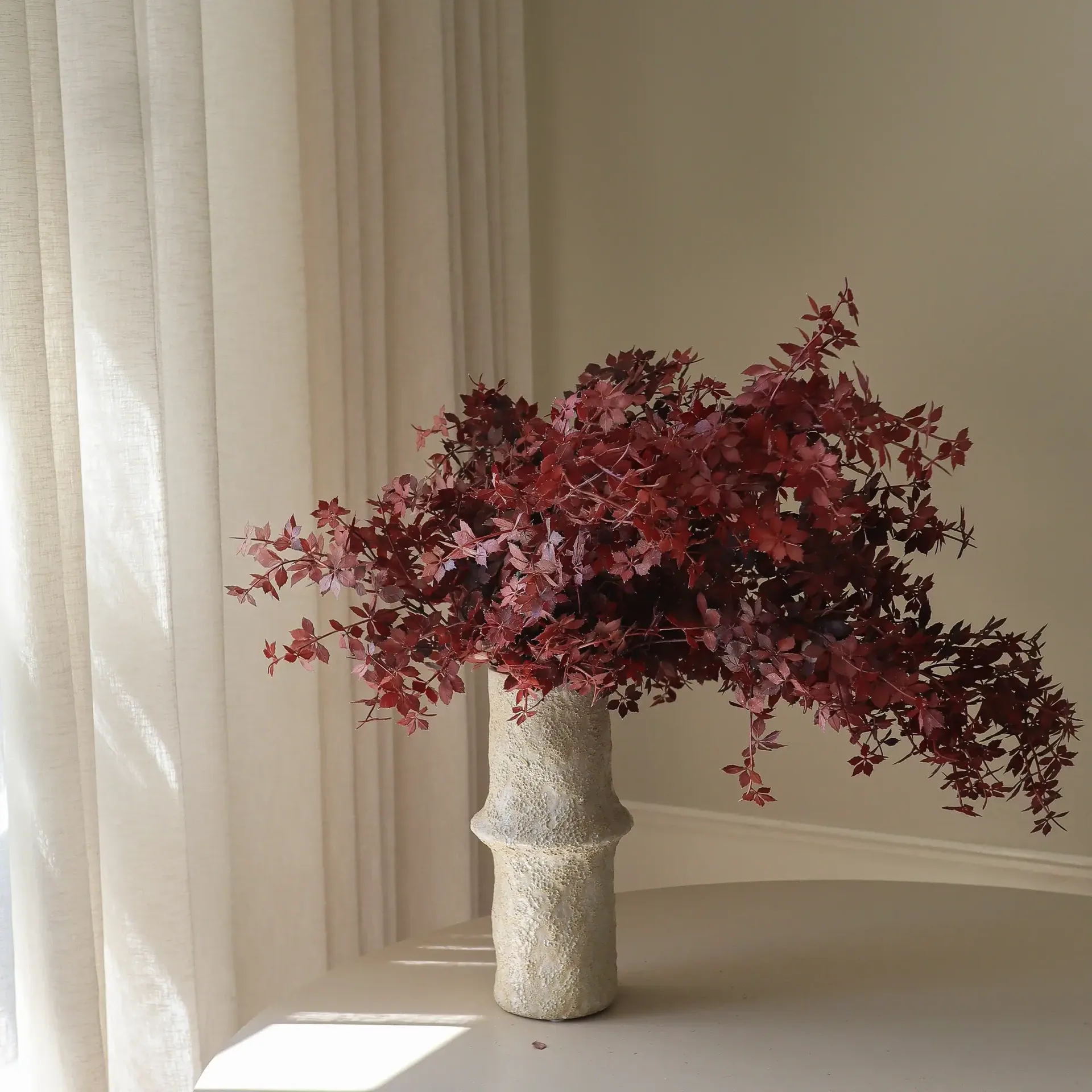 Burgundy Maple Branch kunstig buket, 107 cm, 4 stk. Botané