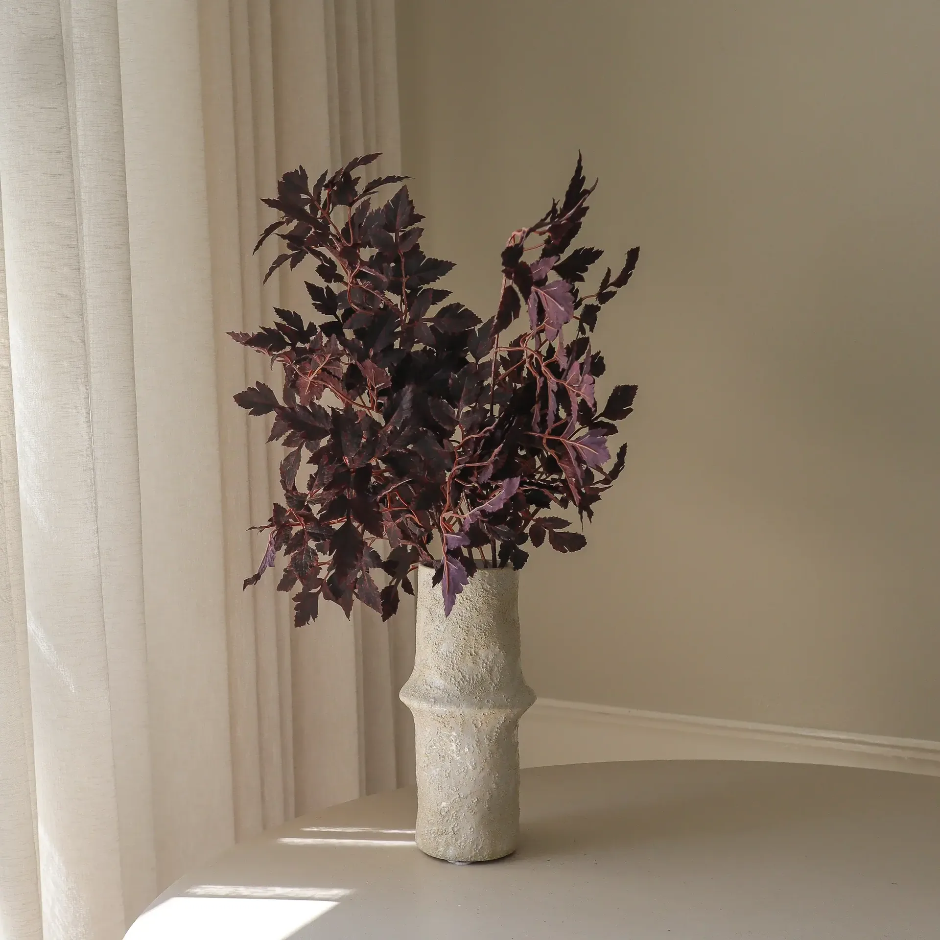 Burgundy Plum Leaves kunstig buket, 85 cm, 4 stk. Botané
