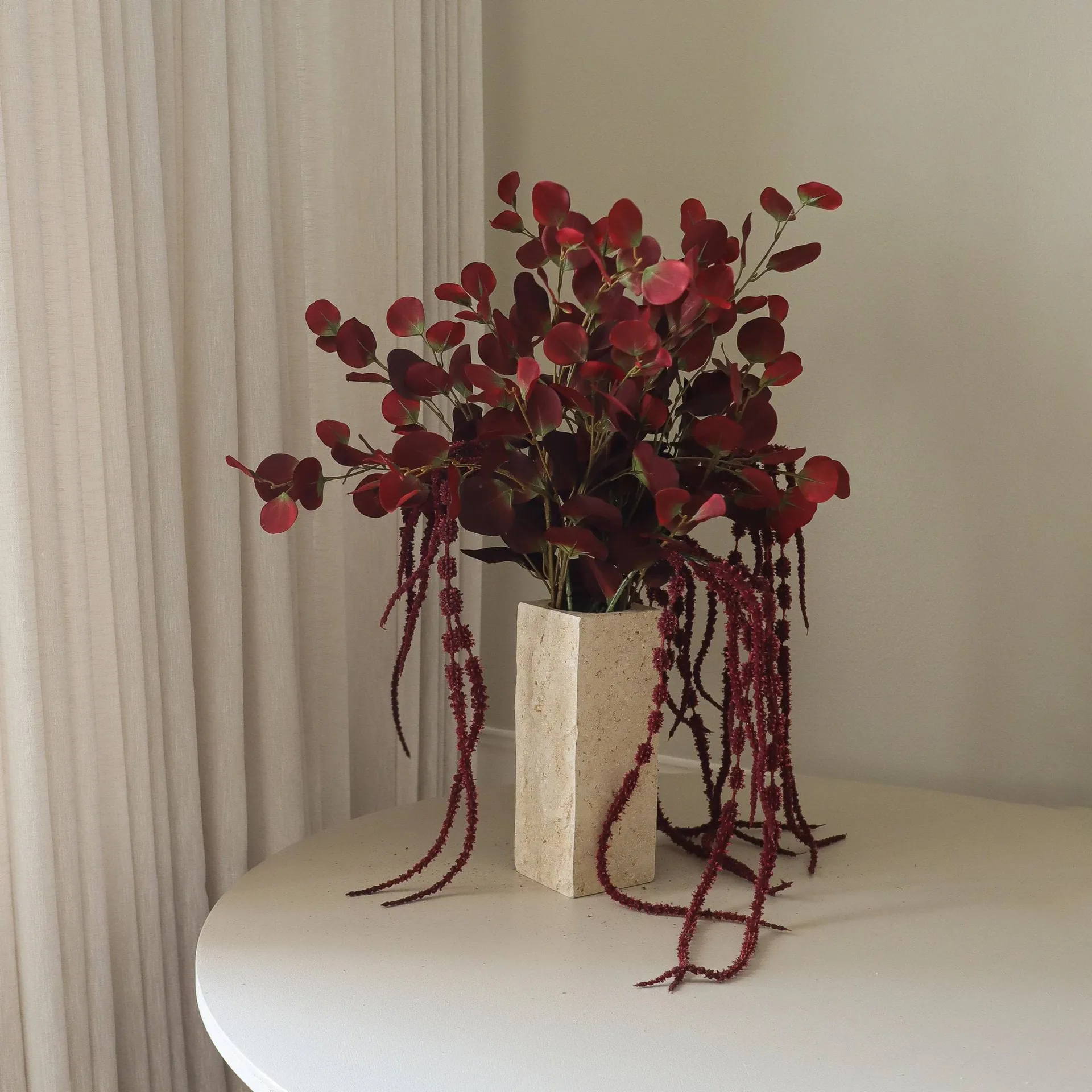 Burgundy veil kunstig buket, Eukalyptus, amarant, 84 cm Botané