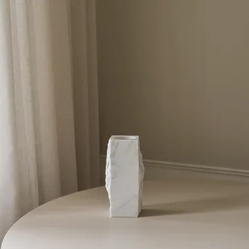 Carrara Edge marmorkrukke - Small, 25 cm - Botané