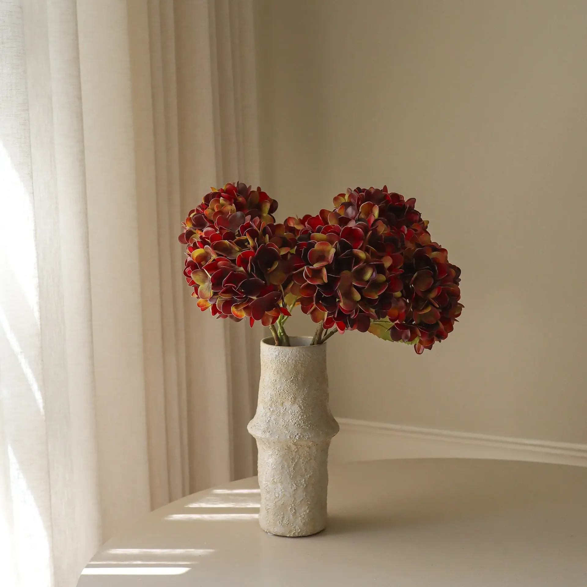 Hortensia kunstig buket, Deep burgundy, 60 cm, 6 stk. Botané