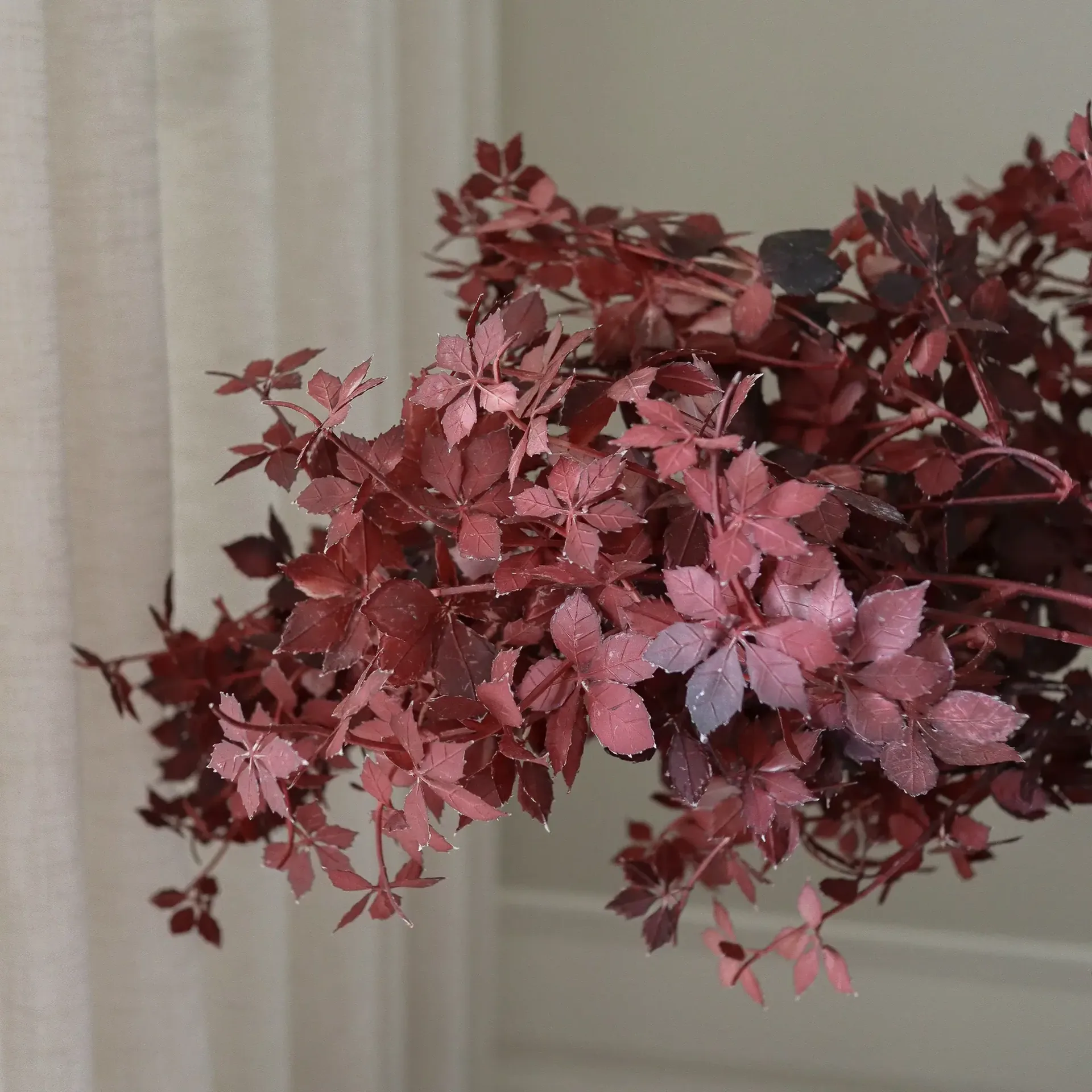 Maple Branch kunstig buket, Burgundy, 107 cm, 1 stk. Botané