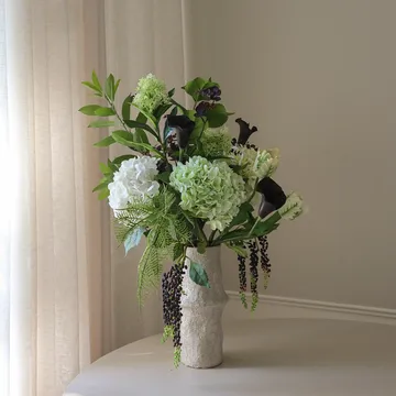 Moonlit Garden kunstig buket - Hortensia-papegøjetulipan-kalla, 106 cm, 17 stk. - Botané