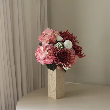 Rose reverie kunstig buket - Hortensia, edderkop-krysantemum, ranunkel, 77 cm - Botané