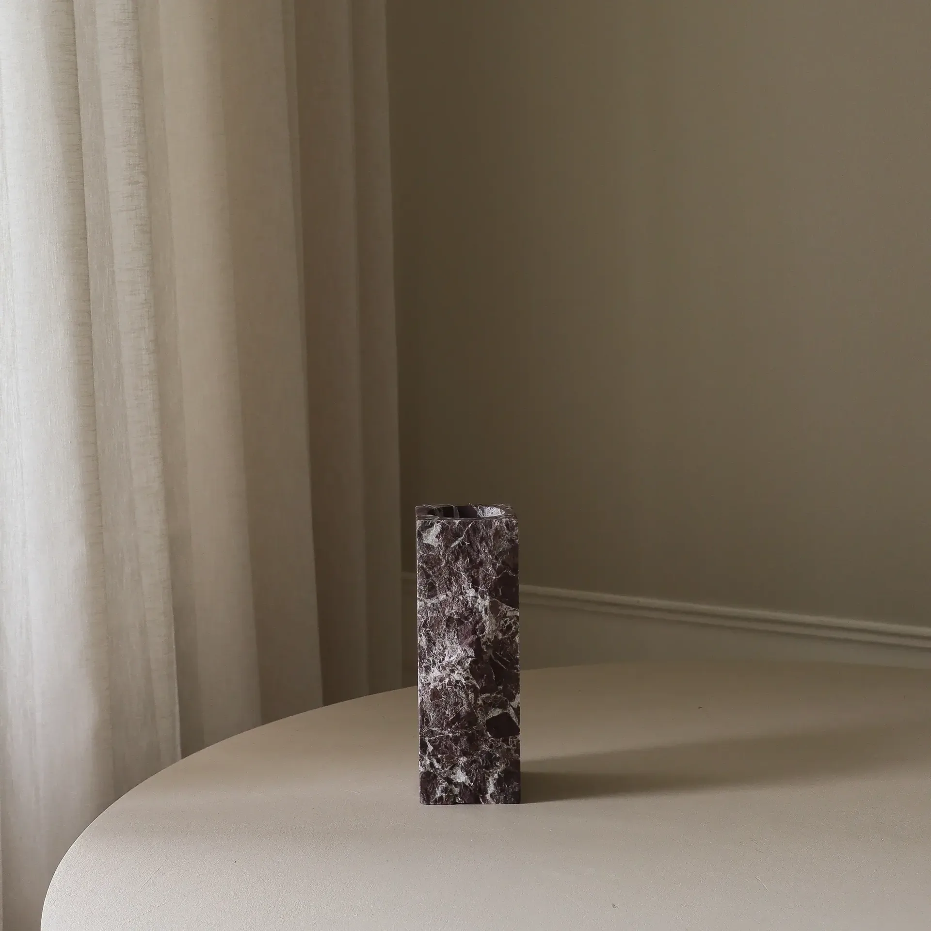 Rosso Levanto Edge marmorvase, Small, 25 cm Botané