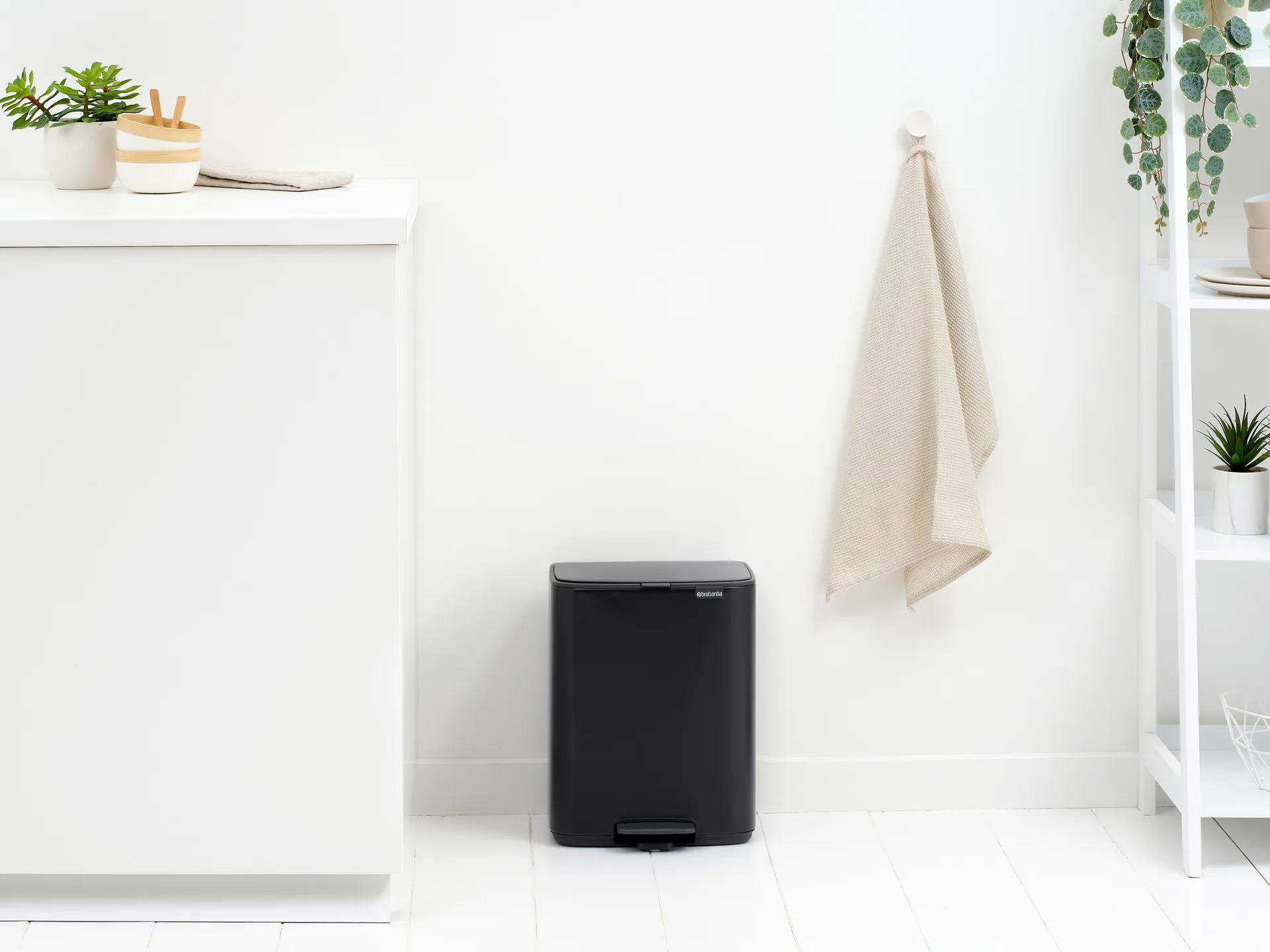 Bo pedalspand 12 l, Matt Black Brabantia