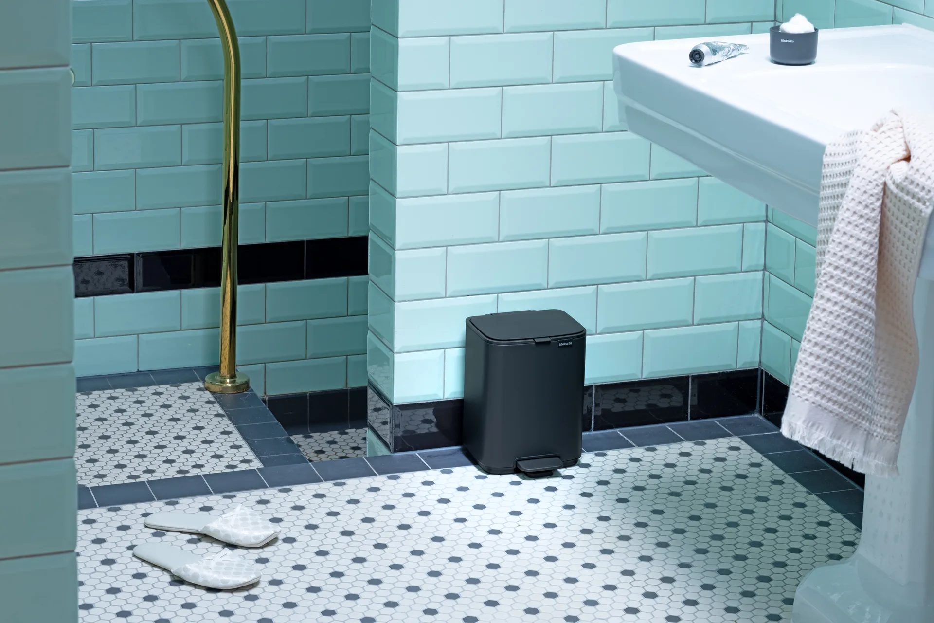 Bo pedalspand 4 l, Mineral Infinite Grey Brabantia