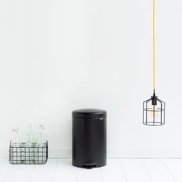 New Icon pedalspand 20 liter - matt black (sort) - Brabantia